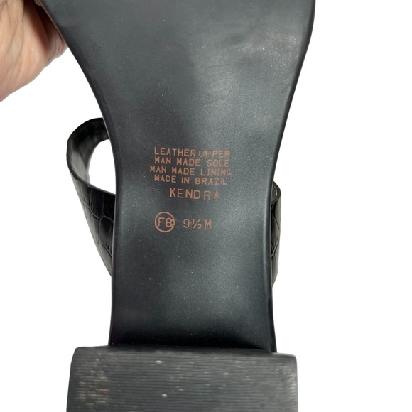 BANDOLINO *Vintage* (EUC) Kendra Black Leather T Strap Sandals, Size 9.5 - Picture 11 of 12